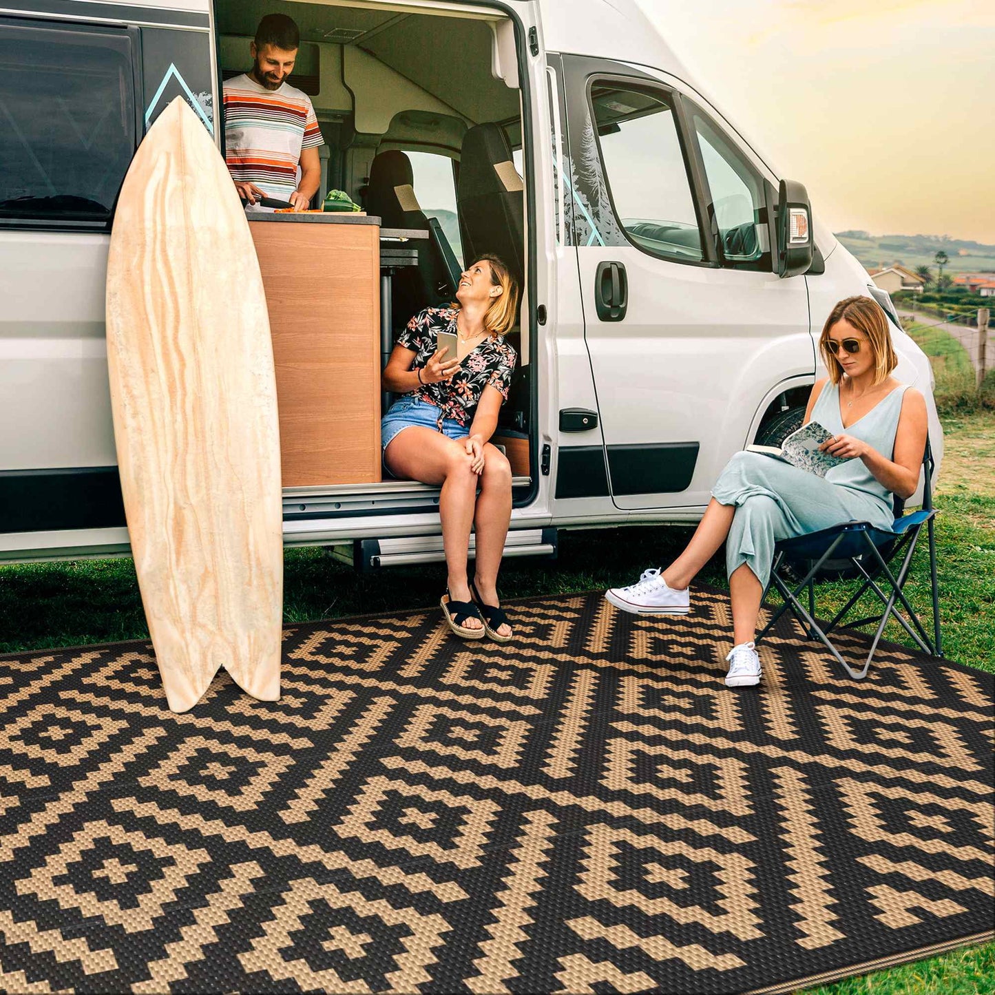 deorab outdoor rugs waterproof plastic straw mat 9'x12' reversible for rv patio deck beach black & brown