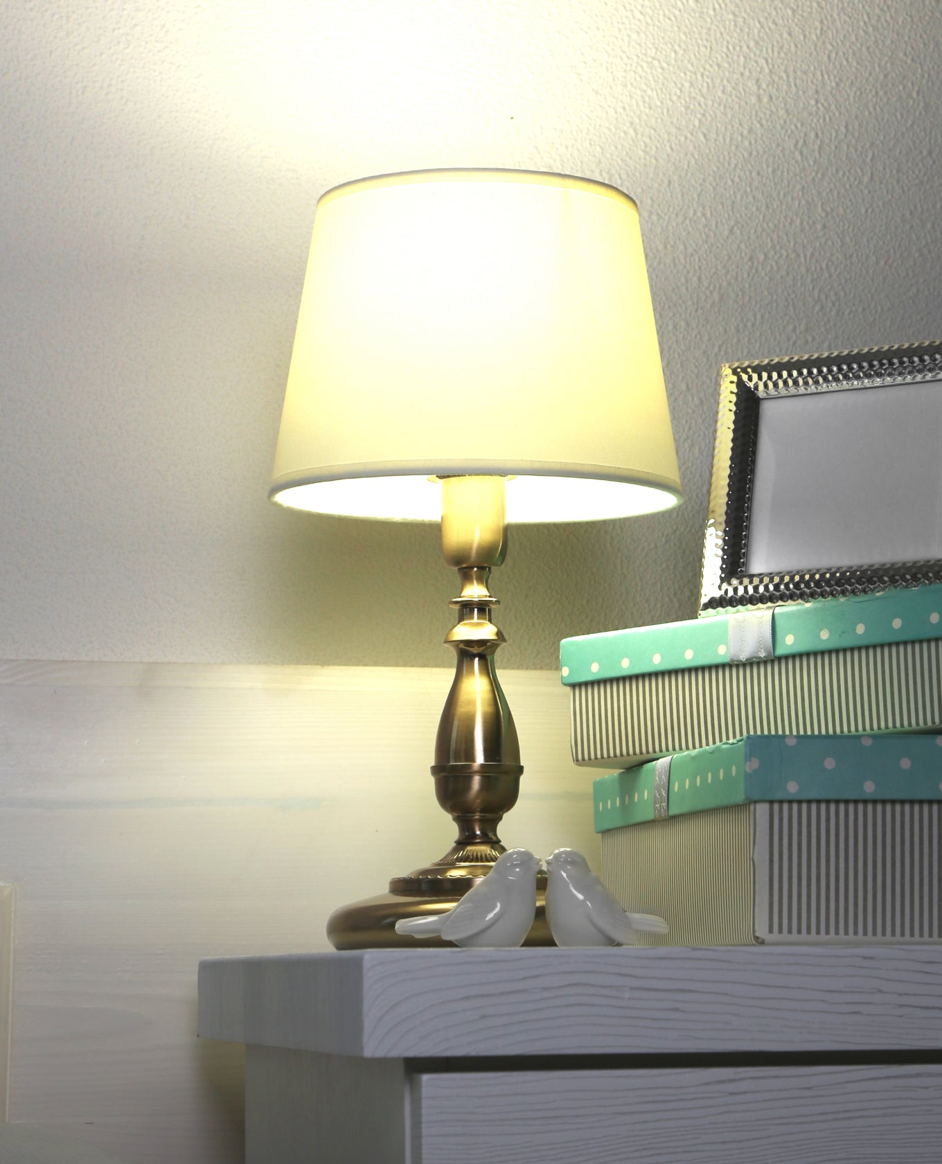 master surrey table lamp